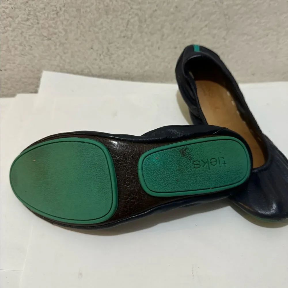 Tieks women size 7 navy and green color - Picture 7 of 8